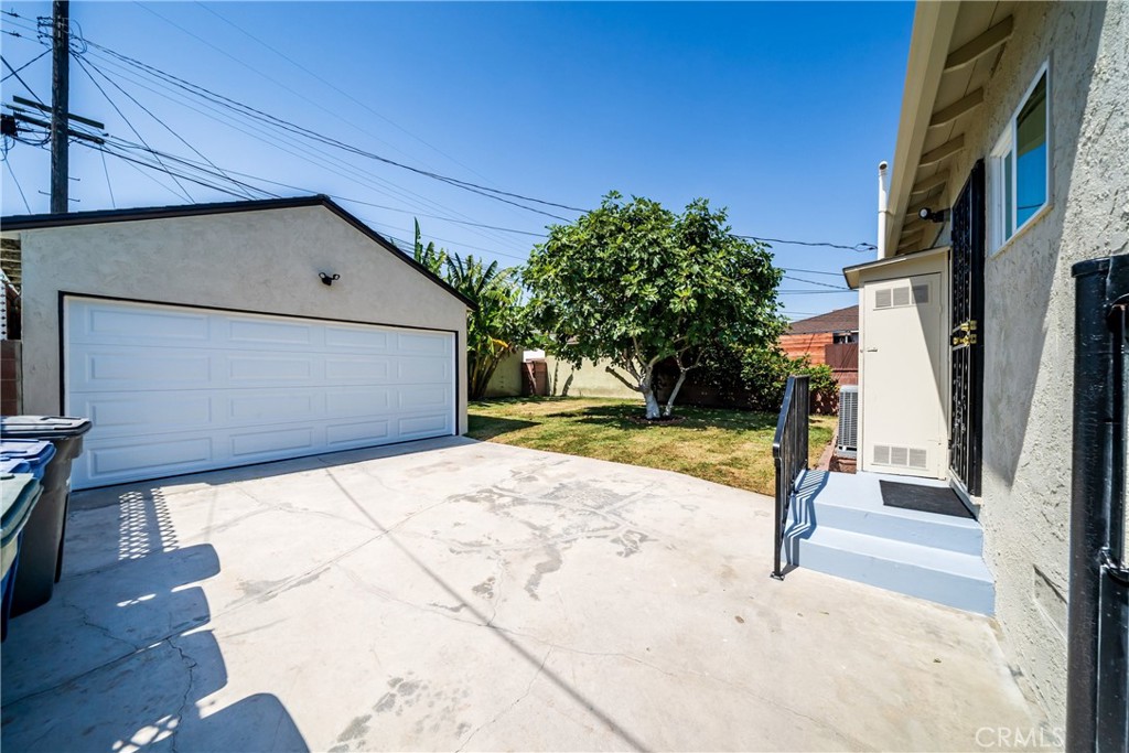 Property photo 33