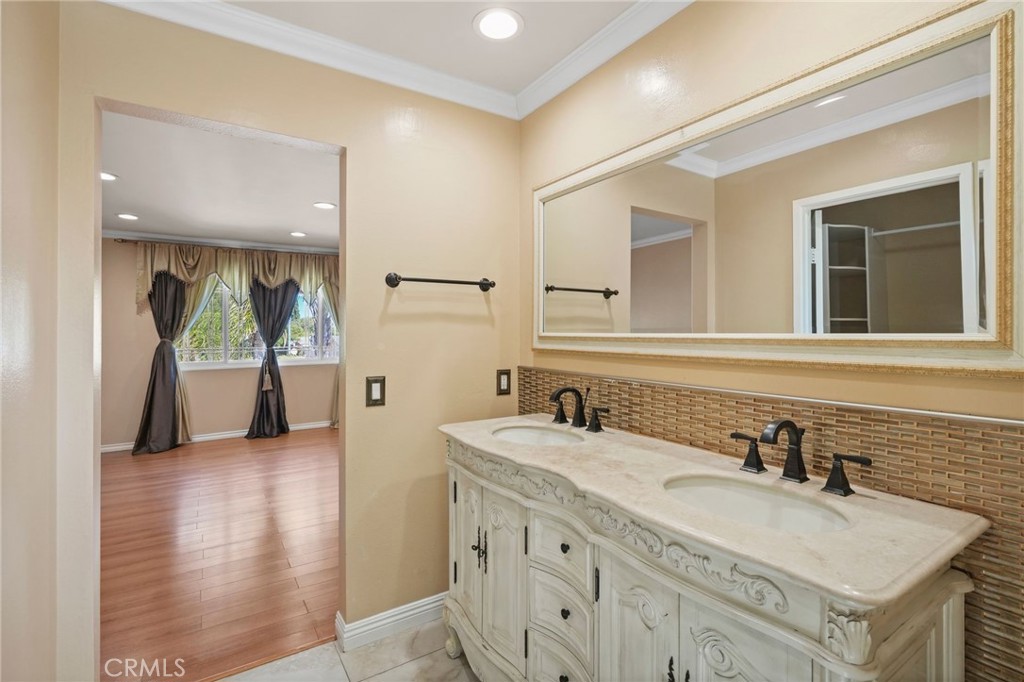 Property photo 50