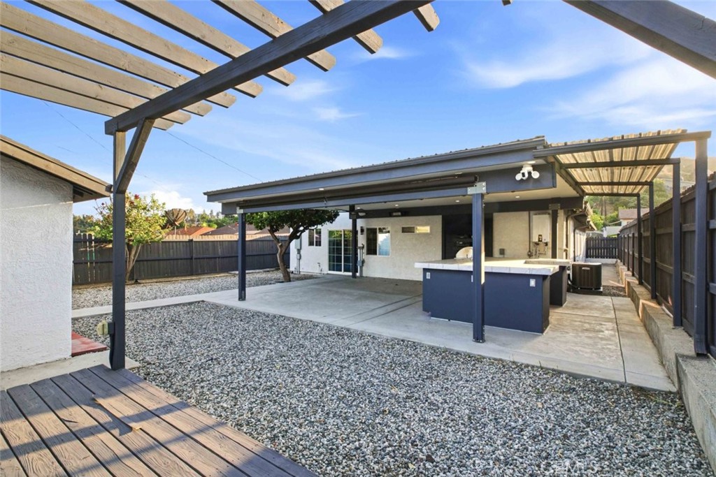 Property photo 25
