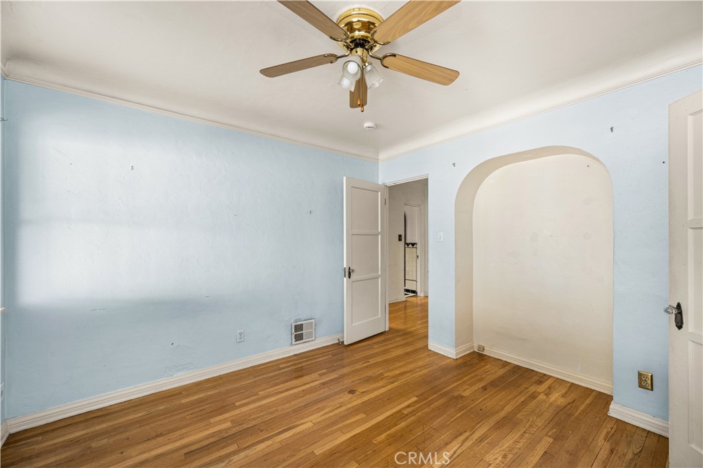 Property photo 28