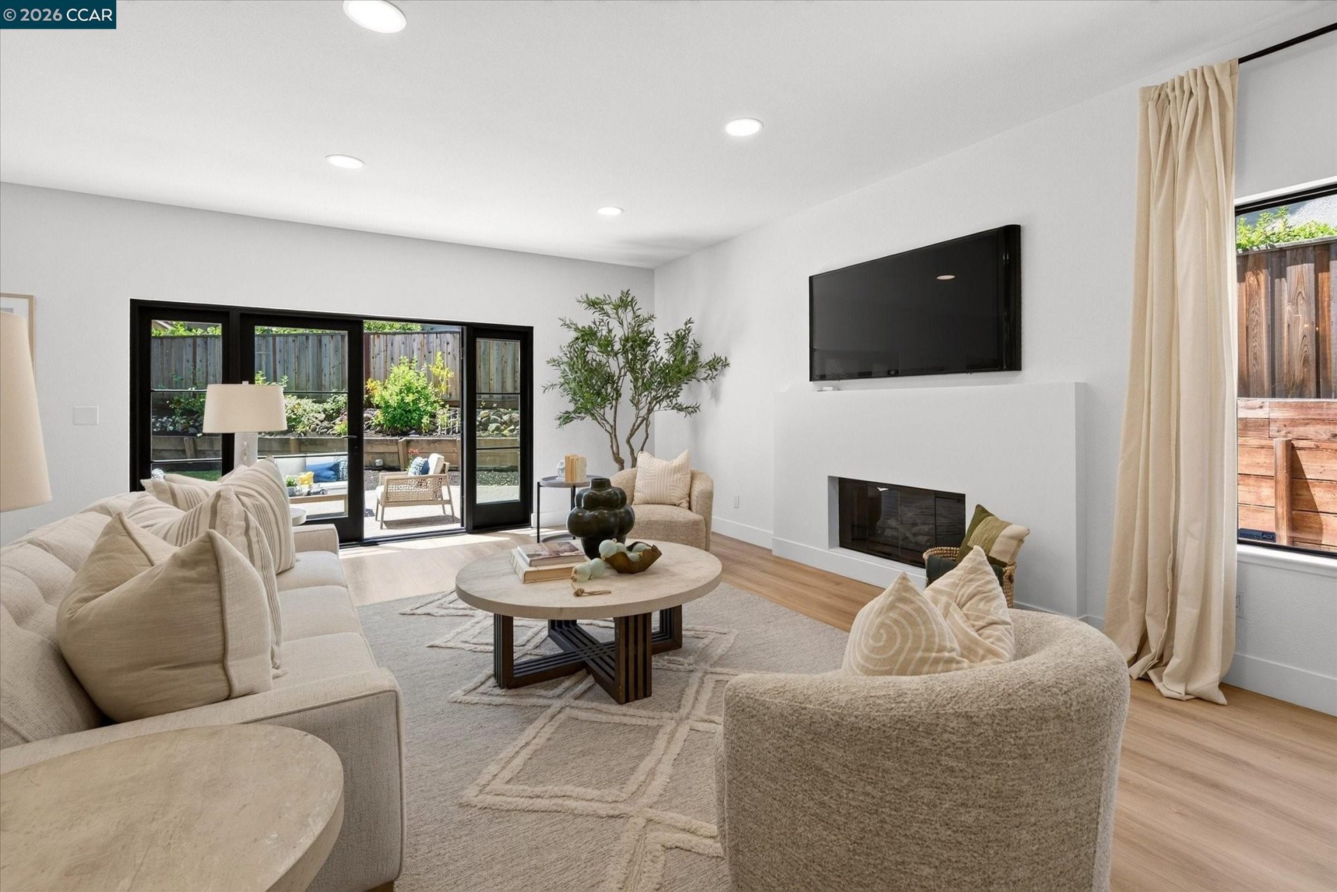 Property photo 34