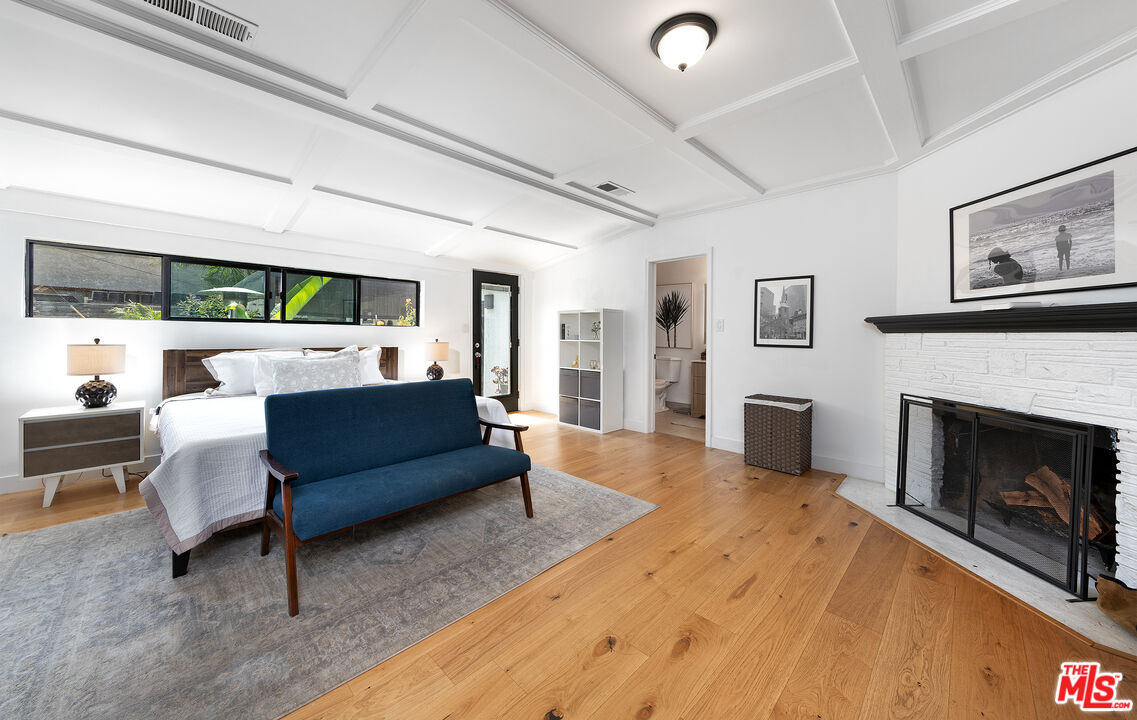 Property photo 32