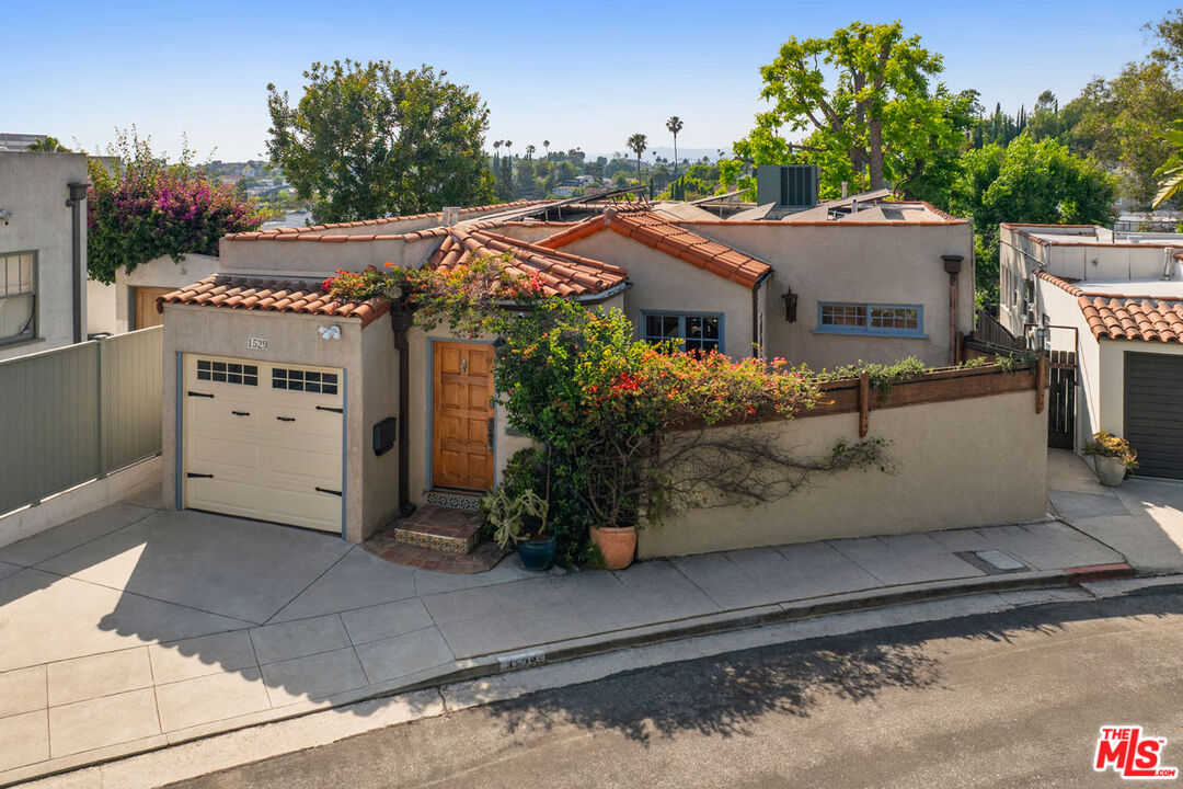 Property photo 8