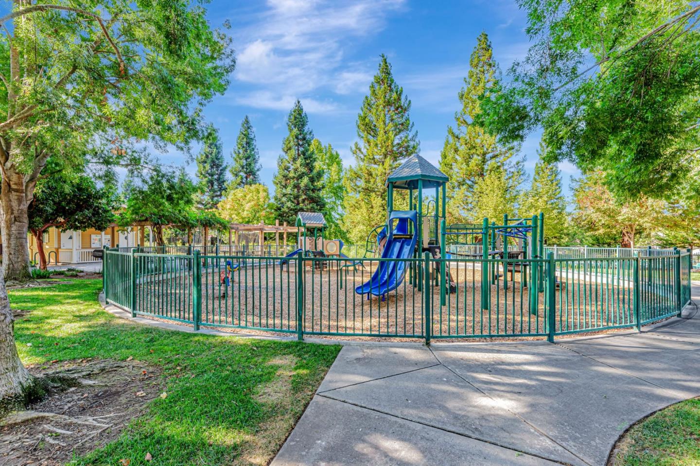 Property photo 23