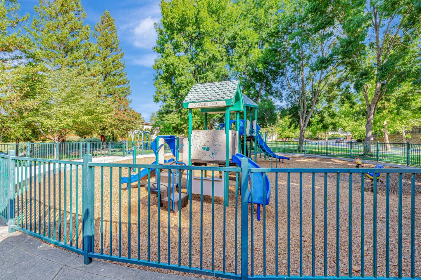 Property photo 24
