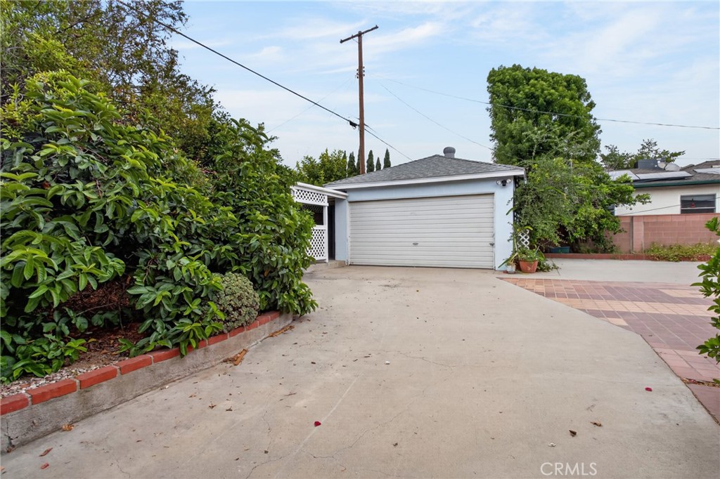 Property photo 38