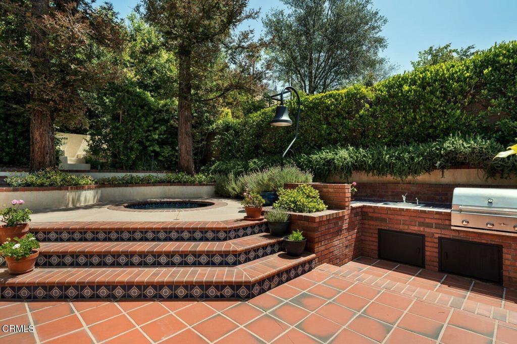Property photo 31