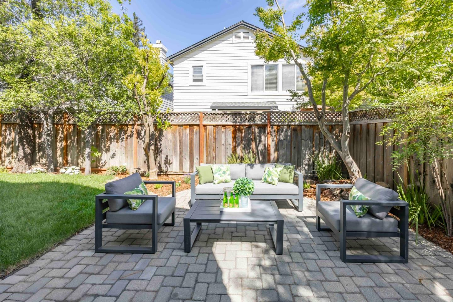 Property photo 28