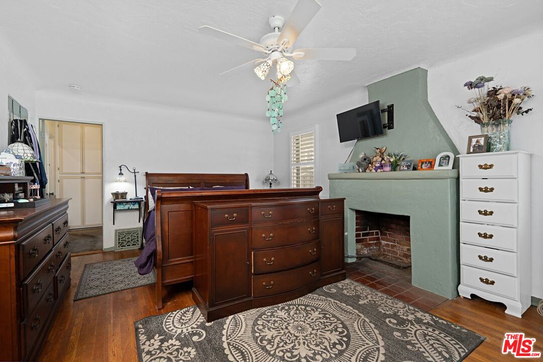 Property photo 24