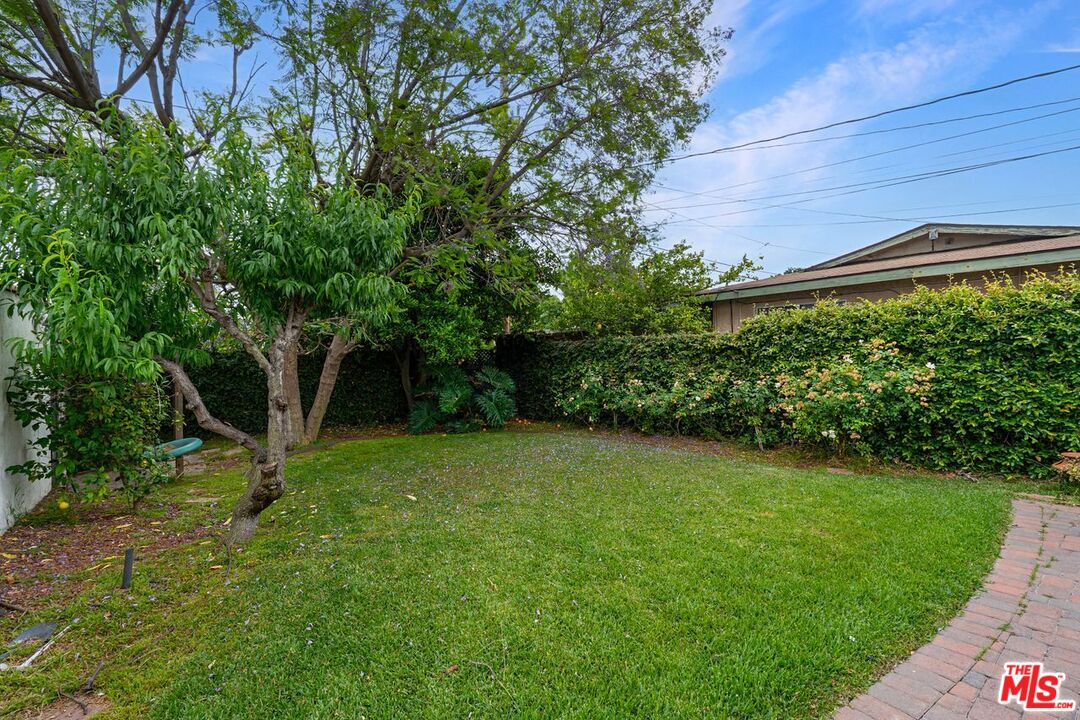 Property photo 32