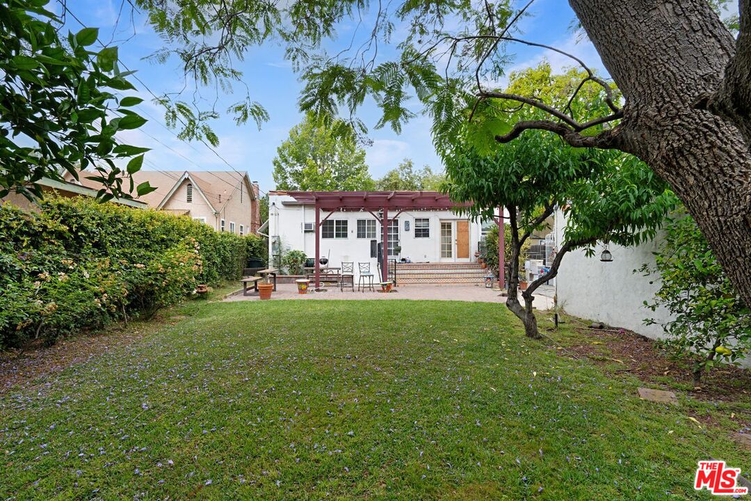 Property photo 33