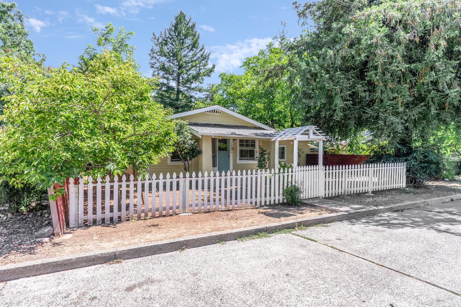 Property photo 35