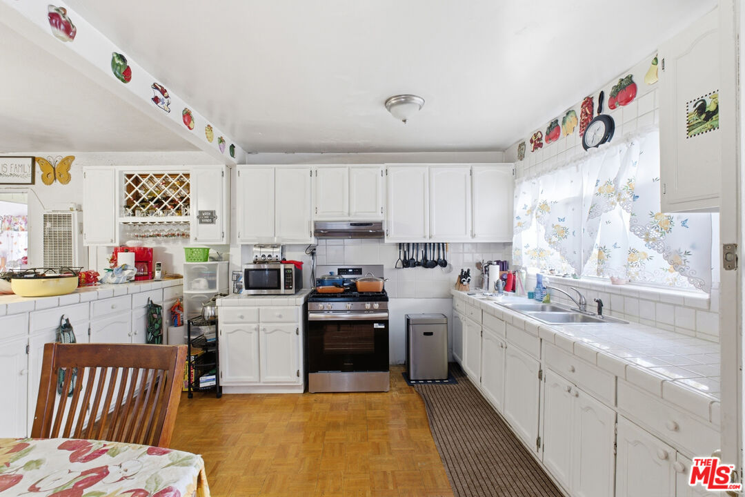 Property photo 24
