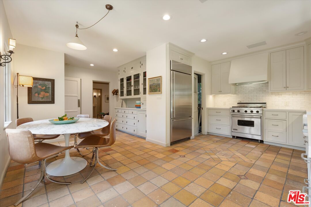Property photo 17