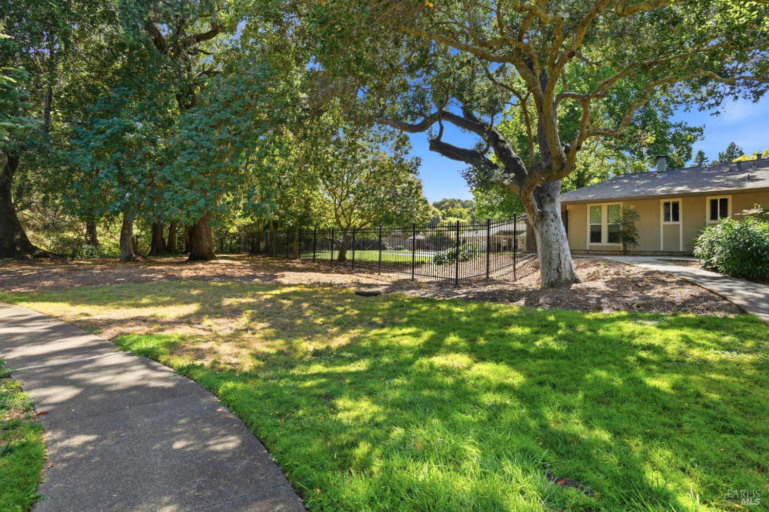 Property photo 28