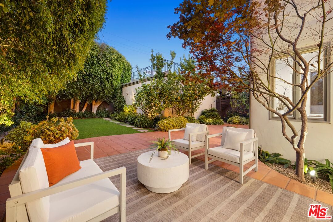 Property photo 38