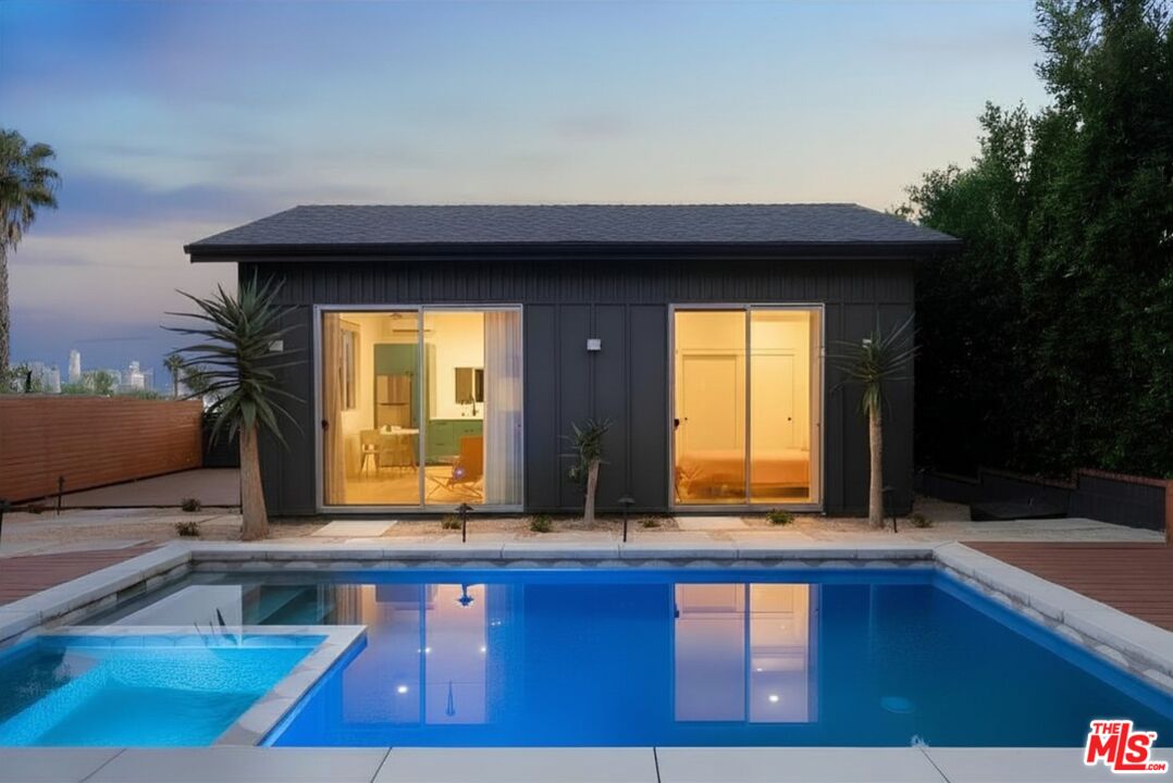 Property photo 33