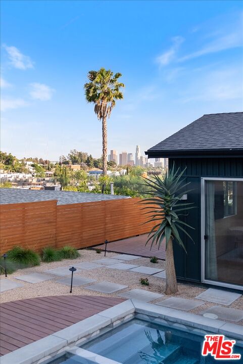 Property photo 43