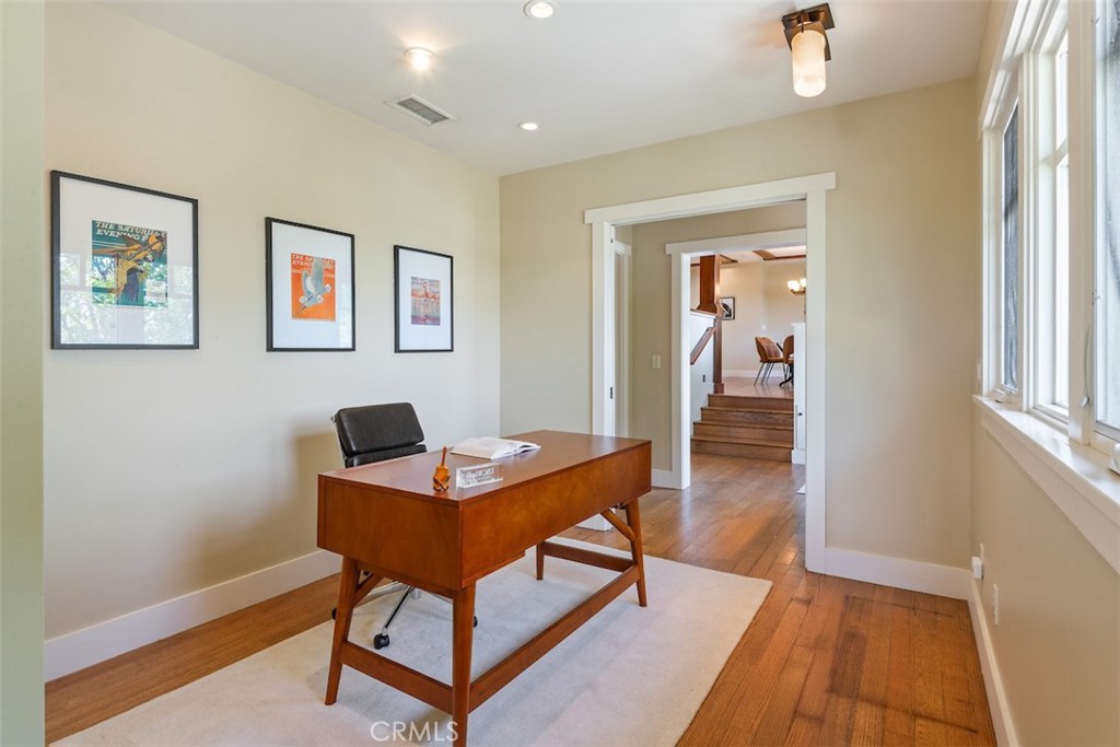 Property photo 32
