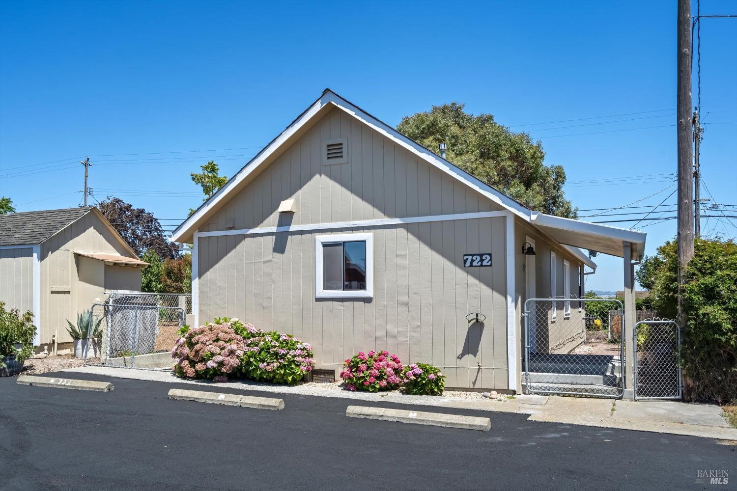 Property photo 34
