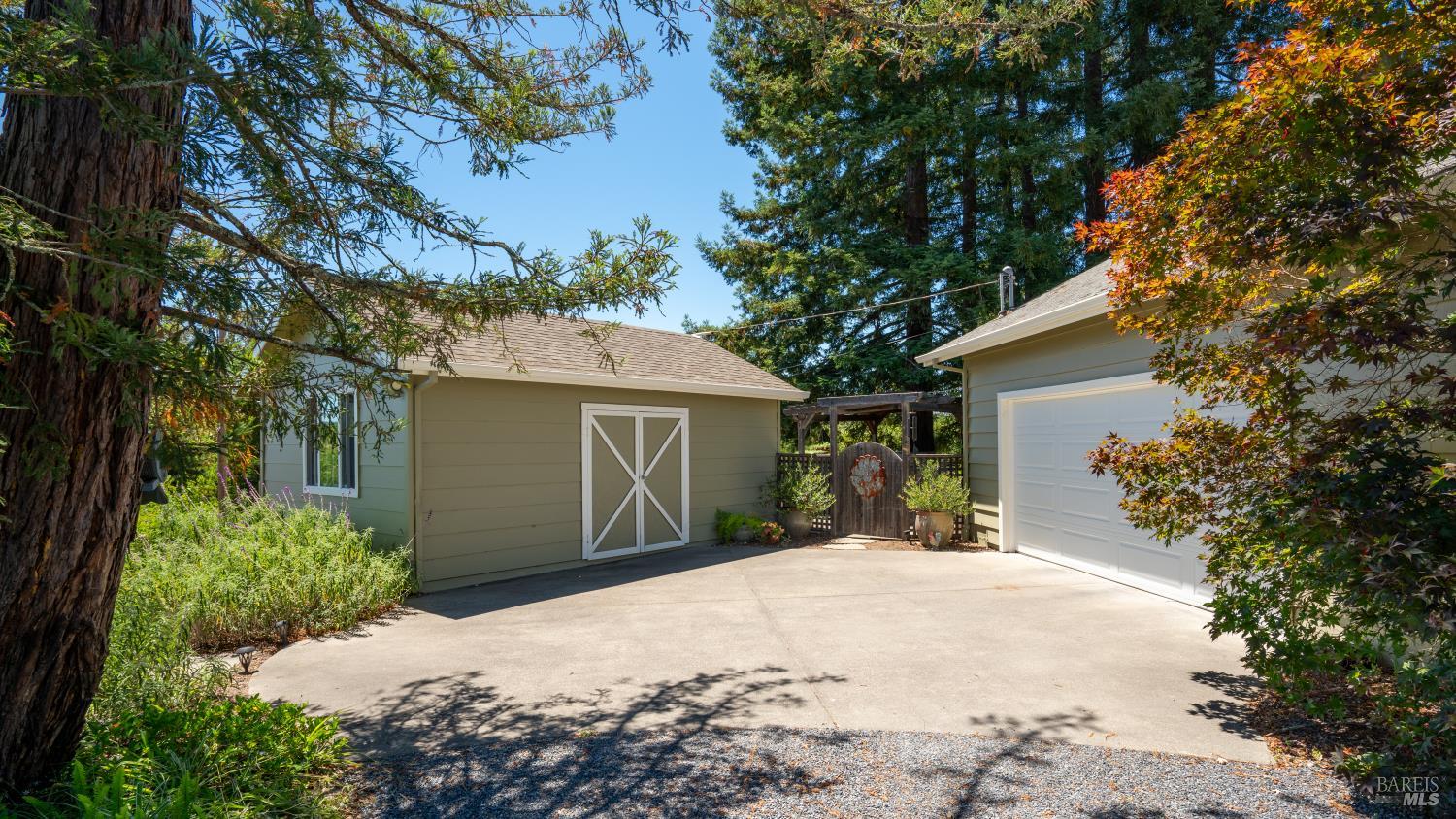 Property photo 37