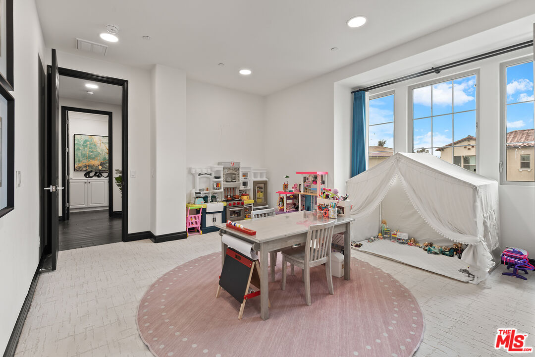 Property photo 49
