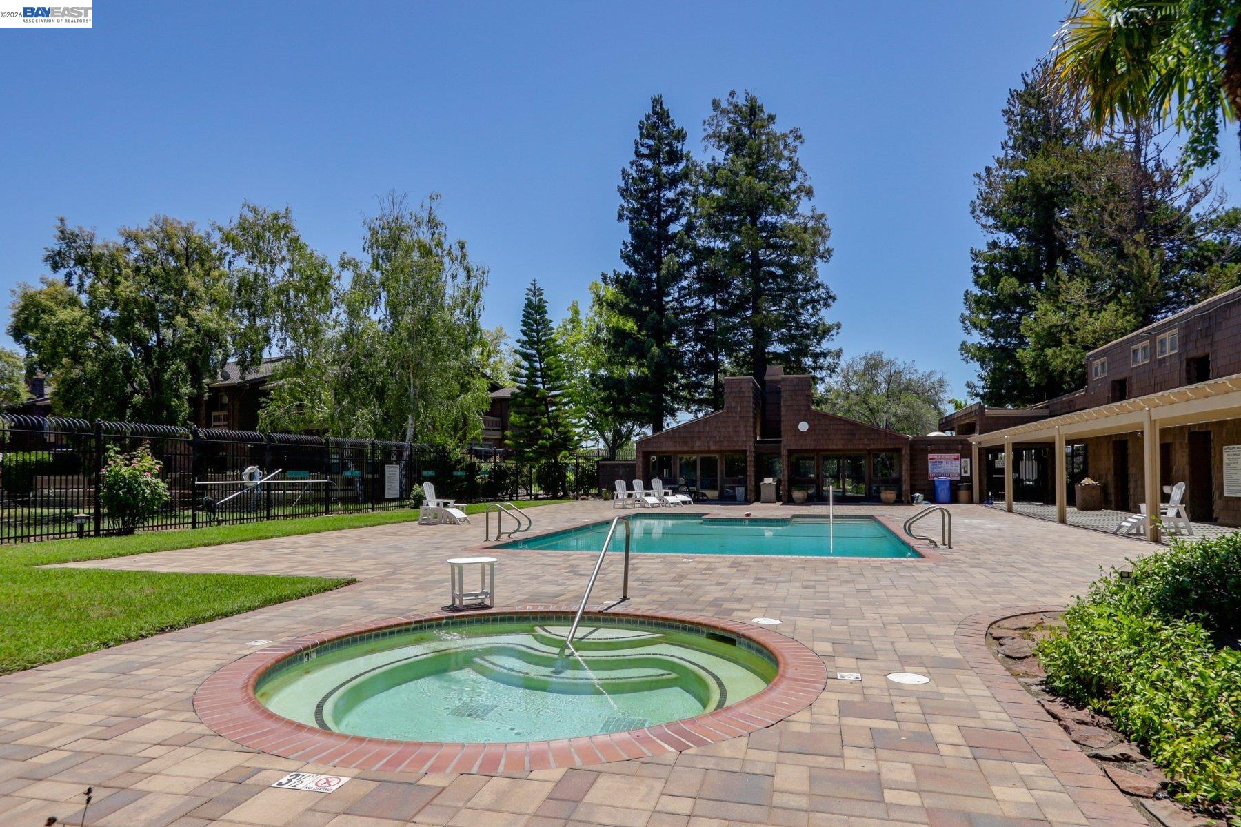 Property photo 43
