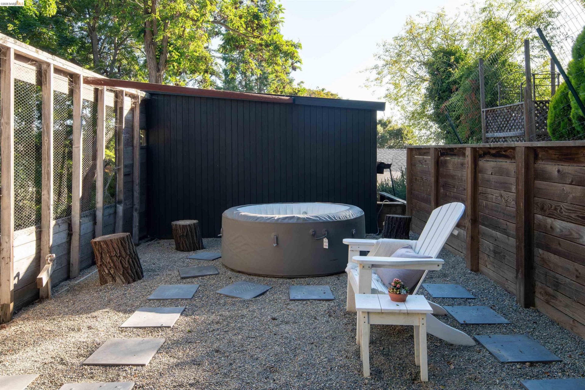 Property photo 33