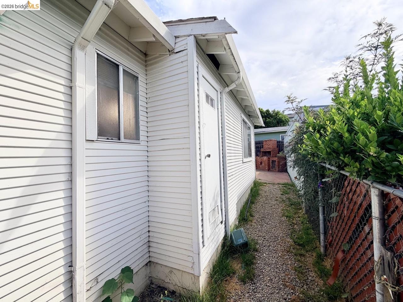 Property photo 32