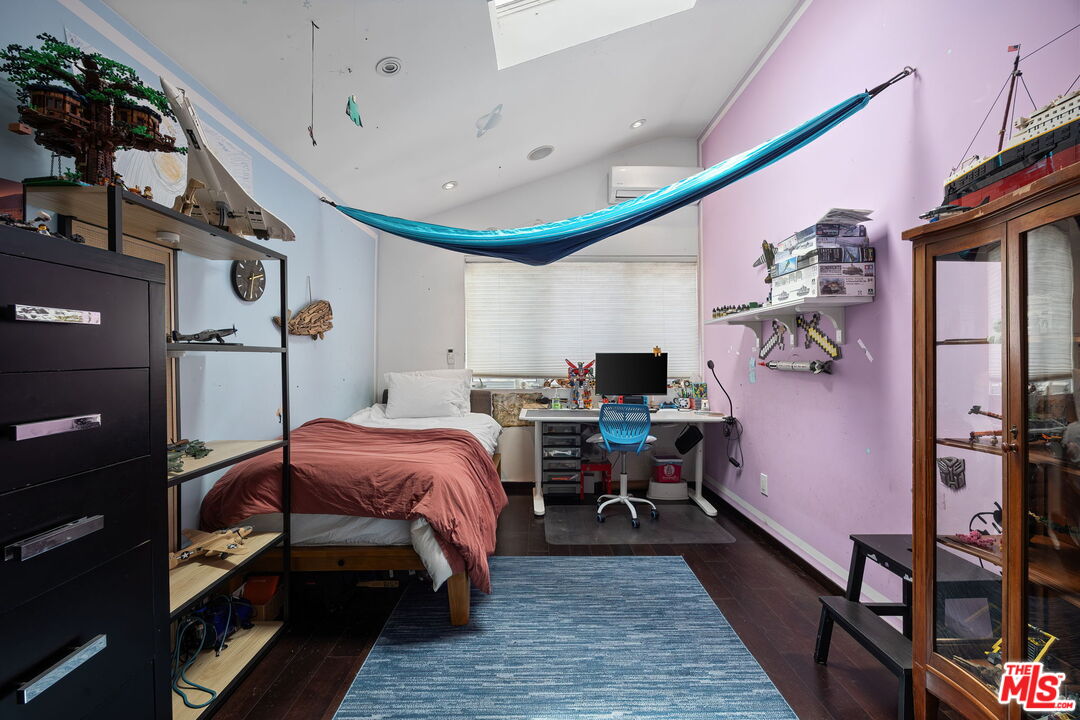 Property photo 30