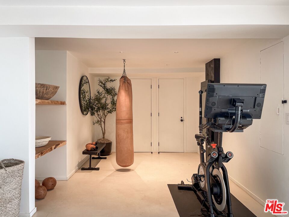 Property photo 28
