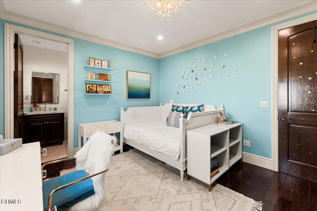 Property photo 46