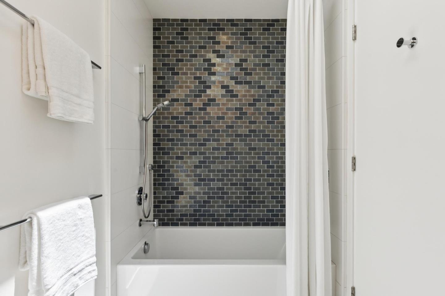 Property photo 50