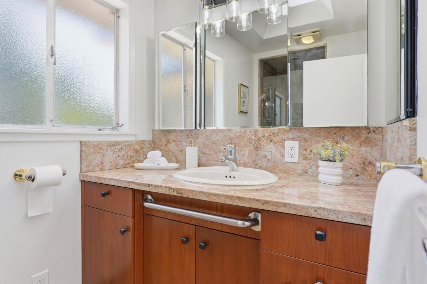 Property photo 44