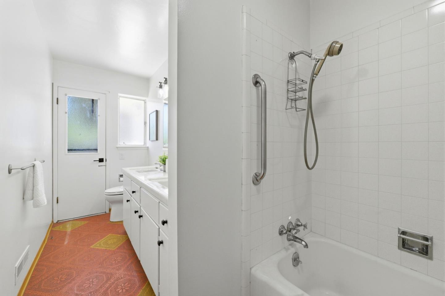 Property photo 46