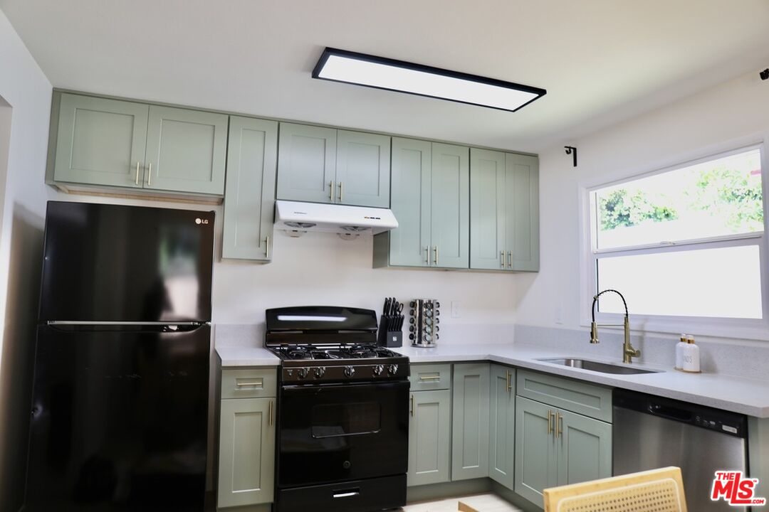 Property photo 46