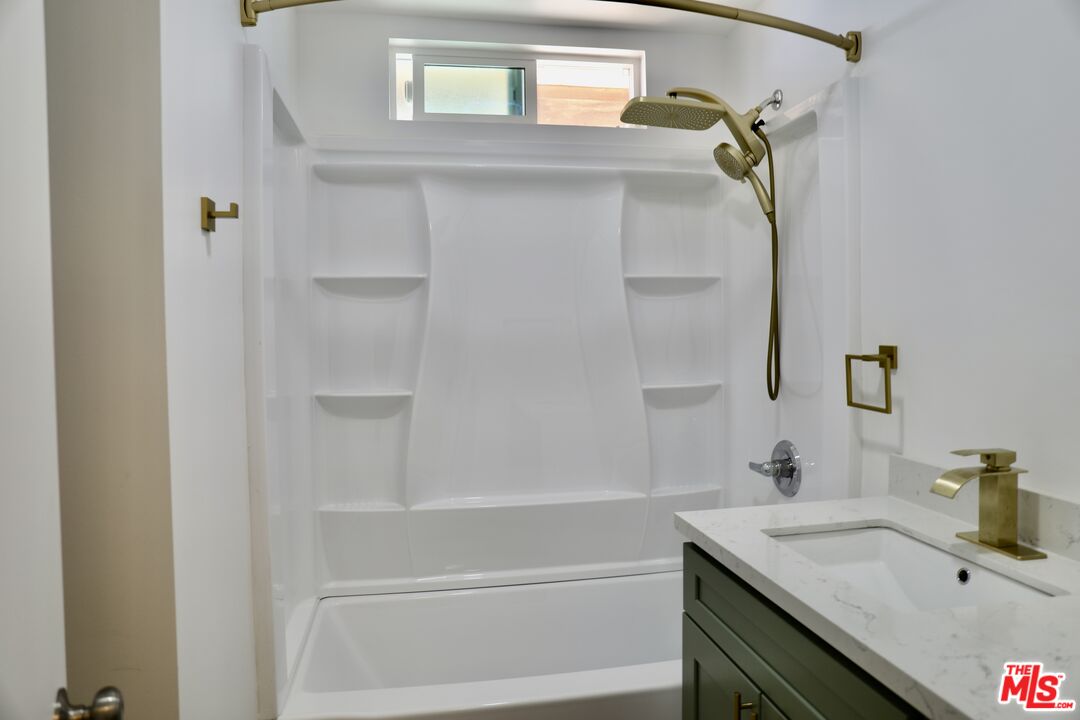 Property photo 50