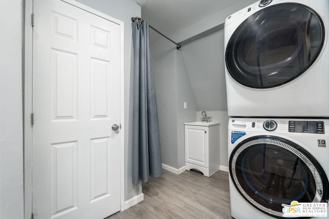 Property photo 31