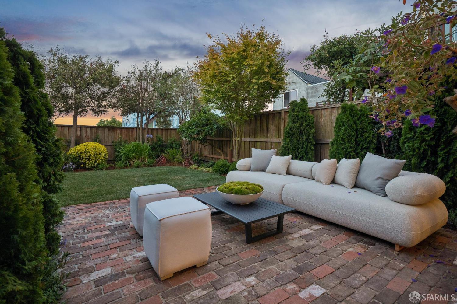 Property photo 24