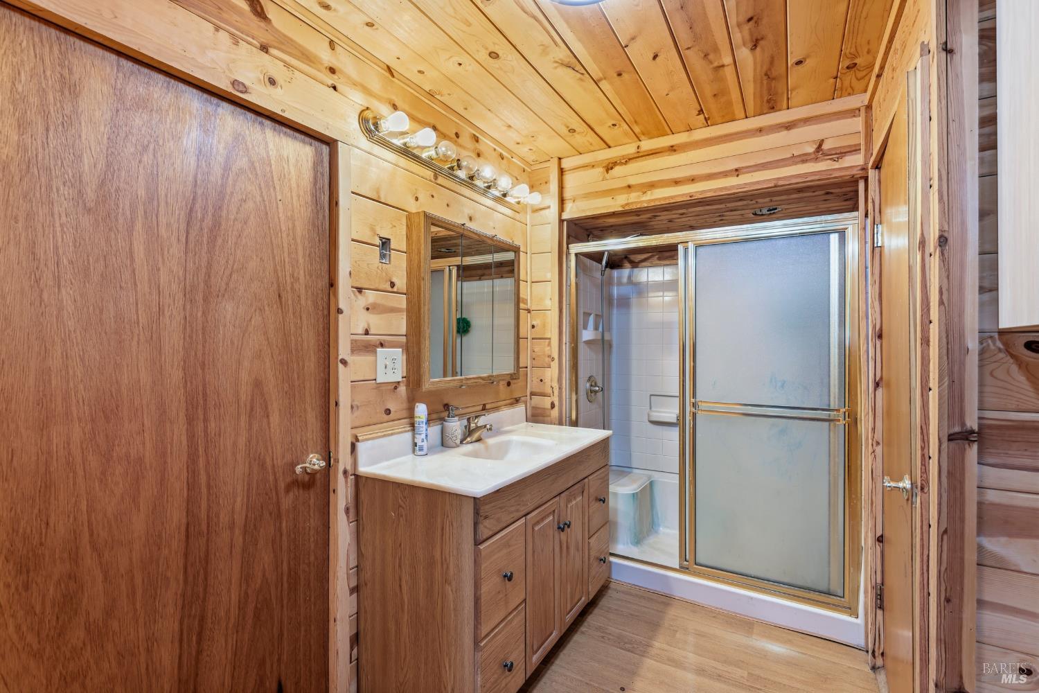 Property photo 35