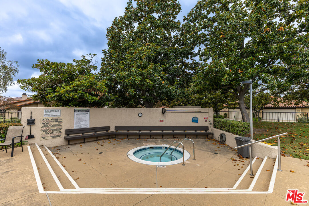 Property photo 46