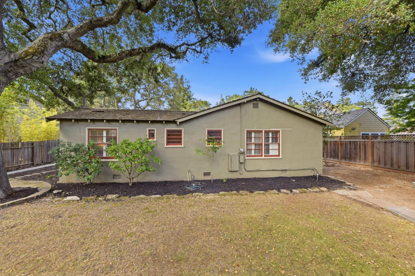Property photo 34
