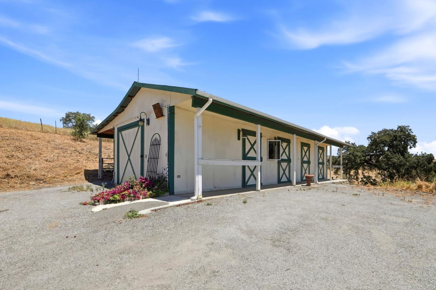 Property photo 38