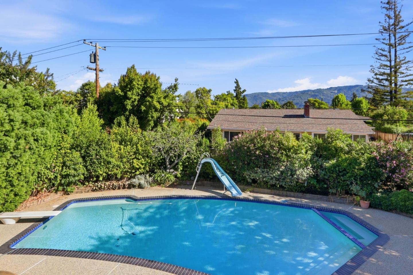 Property photo 37
