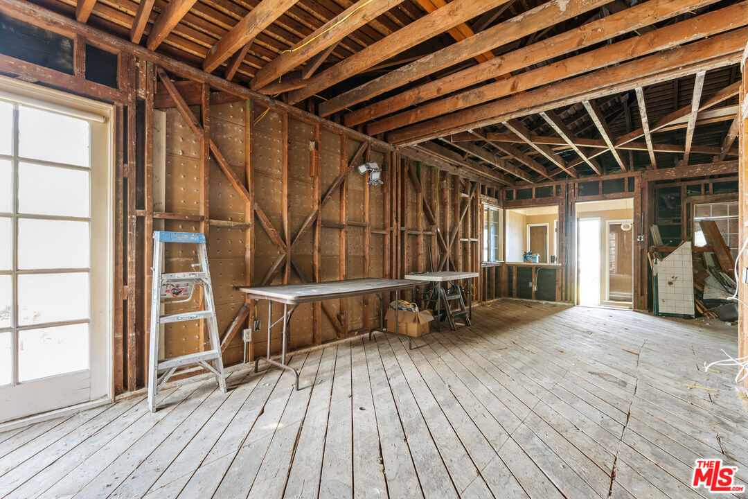 Property photo 23