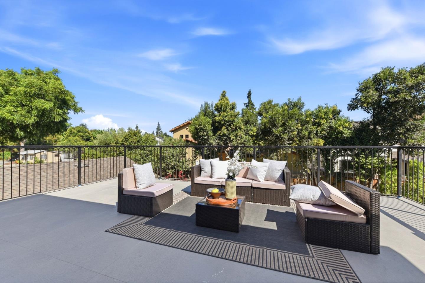 Property photo 38