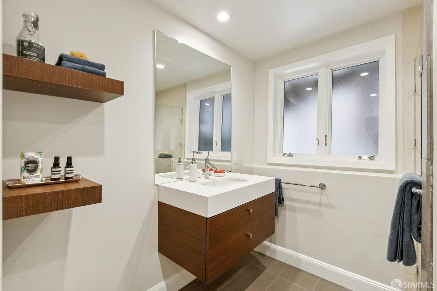 Property photo 50