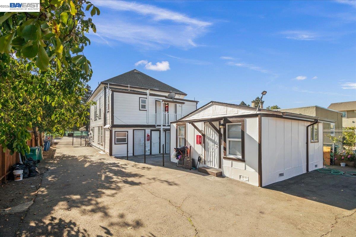 Property photo 44