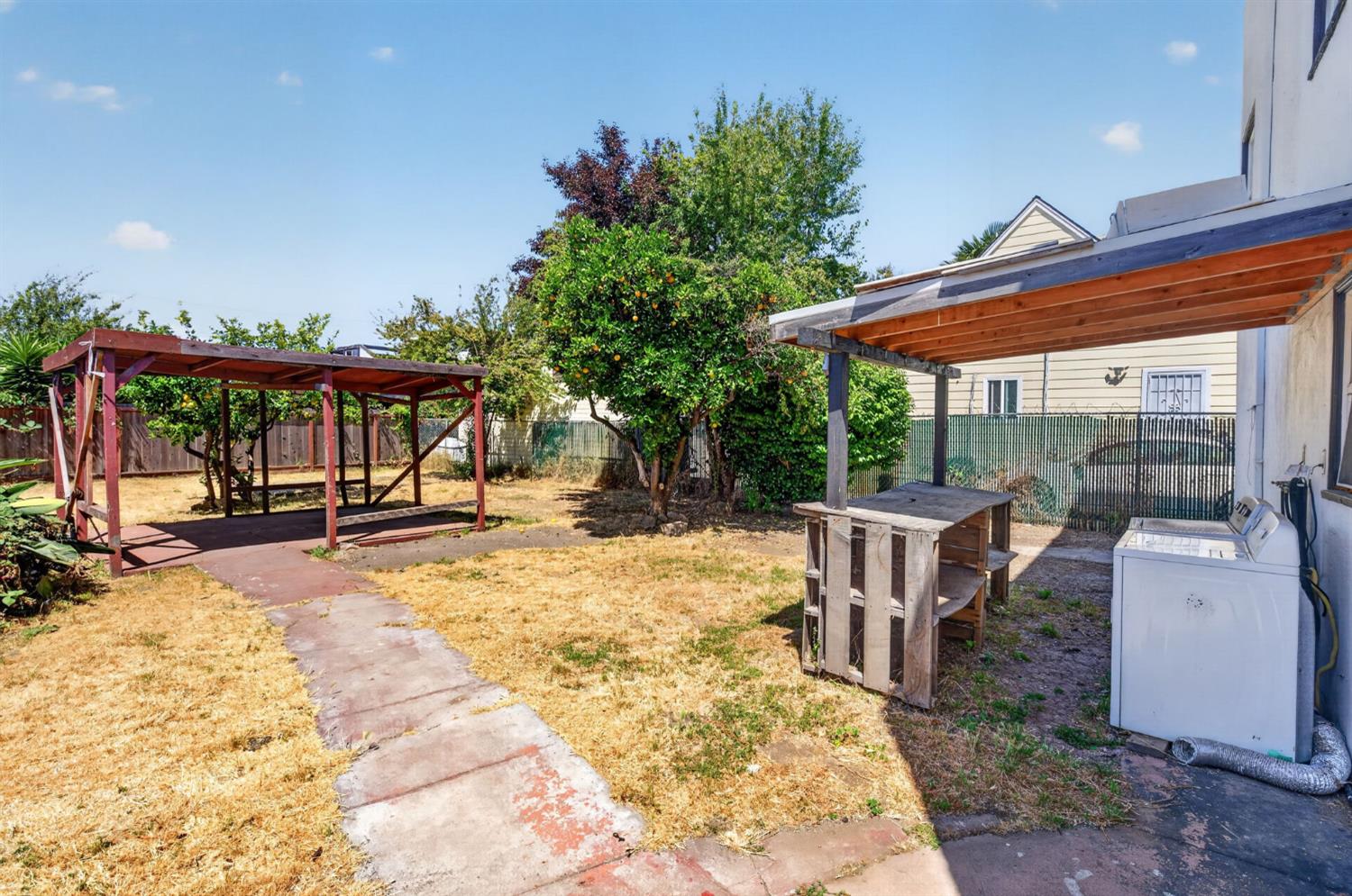 Property photo 38