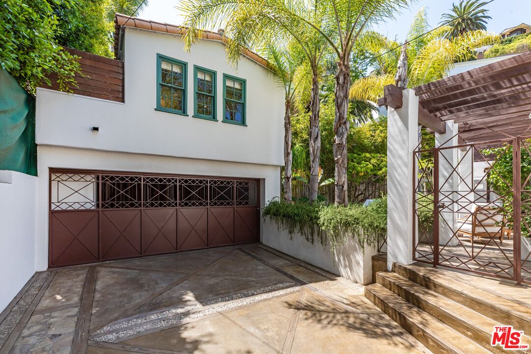 Property photo 35
